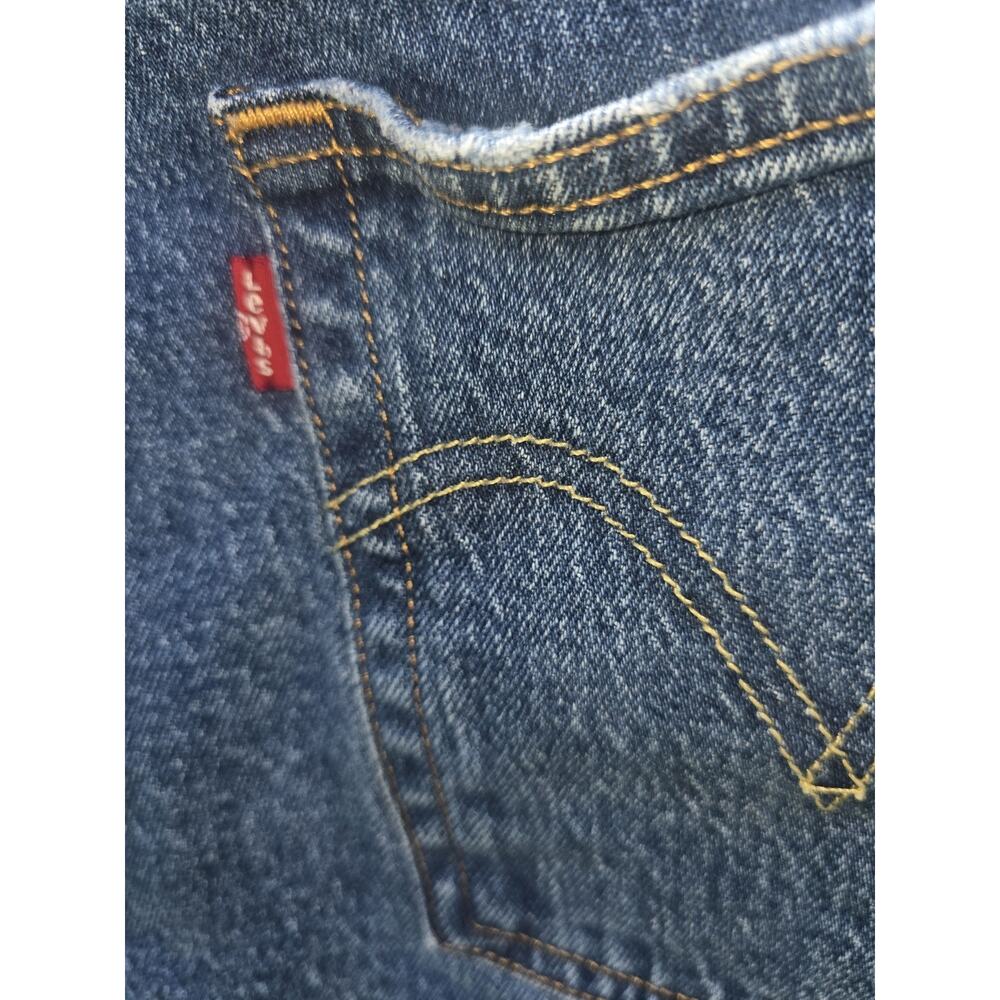 Levis Womens 501 Shorts Medium Wash button fly 22W cut offs beach summer - Picture 5 of 7